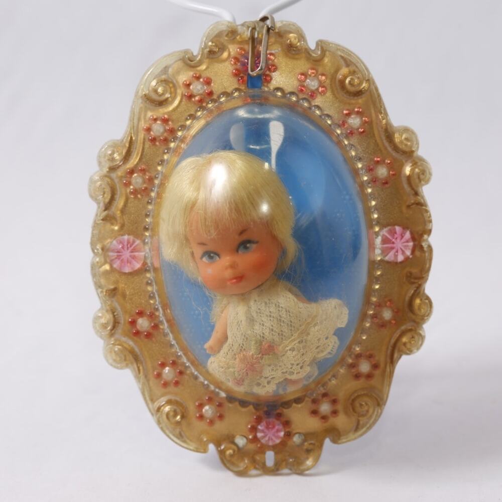 1966 Mattel Lucky Locket Kiddles Larky Mini Doll Vintage ~ 260423-WH 1093